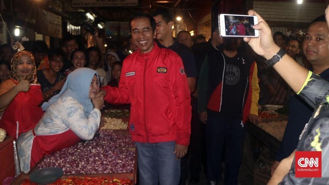 Presiden Jokowi menilai kampanye yang dilakukan dengan konsisten lewat kunjungan langsung ke masyarakat memberikan efek positif penyampaian pesan.