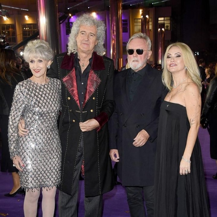 <p>Bersama teman sejawat dari Queen, sang pemain drum Roger Taylor (Foto: Stuart C. Wilson/Stuart C. Wilson/Getty Images for Twentieth Century Fox)</p>