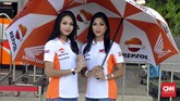 FOTO: Pesona Gadis Payung di MotoGP Malaysia 2018 Gadis payung turut memeriahkan gelaran MotoGP Malaysia 2018. Berikut foto-foto gadis payung yang terlibat dalam gelaran MotoGP Malaysia 2018.