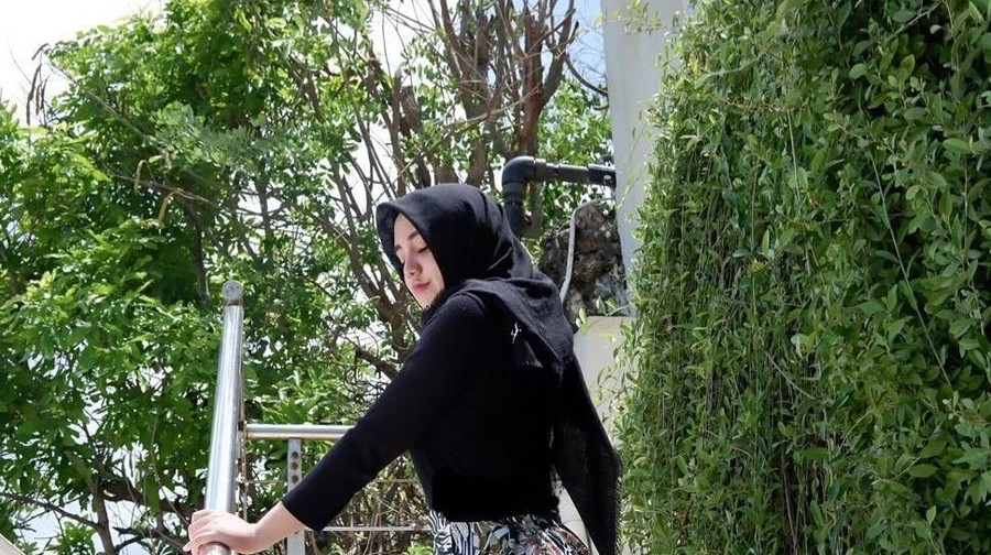 Salmafina Sunan mengaku dipukul oleh ayahnya, Sunan Kalijaga, dan saat ini dikabarkan kabur ke Bali.