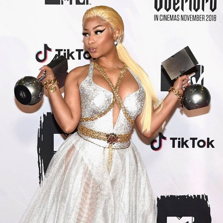 Acara penghargaan musik MTV EMA 2018 baru saja dilaksanakan di Bizkaia Arena, Spanyol, Minggu (4/10). Beberapa pemenang pun mengunggah wajah bahagia mereka.