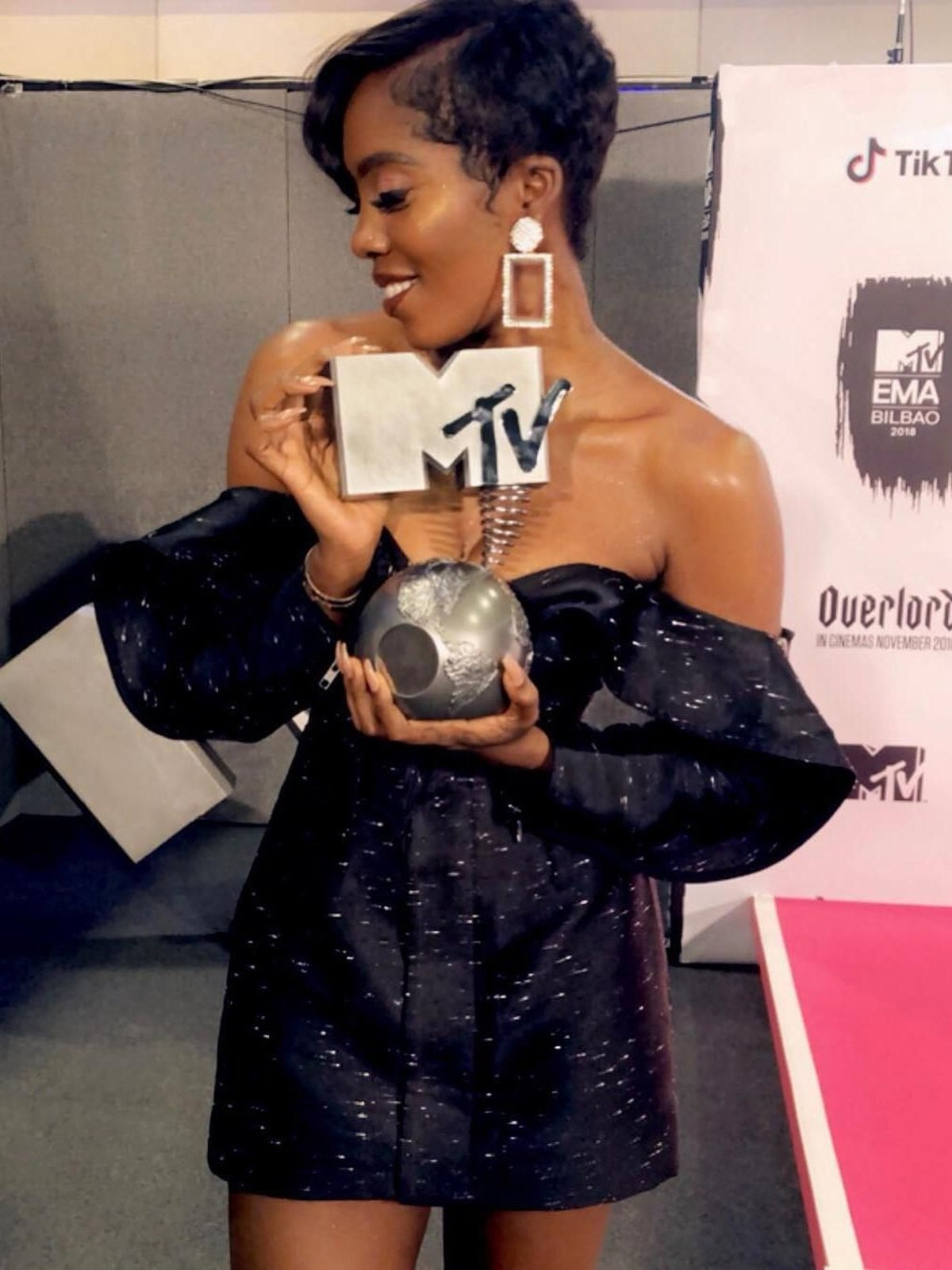 Acara penghargaan musik MTV EMA 2018 baru saja dilaksanakan di Bizkaia Arena&comma; Spanyol&comma; Minggu &lpar;4&sol;10&rpar;&period; Beberapa pemenang pun mengunggah wajah bahagia mereka&period;