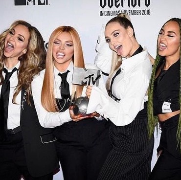 Wajah Bahagia Para Pemenang MTV EMA 2018