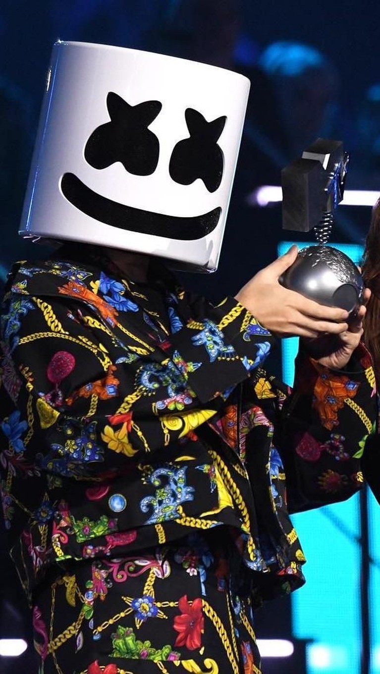 Acara penghargaan musik MTV EMA 2018 baru saja dilaksanakan di Bizkaia Arena, Spanyol, Minggu (4/10). Beberapa pemenang pun mengunggah wajah bahagia mereka.