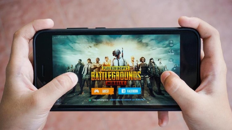 Game PUBG yang digandrungi anak-anak menuai kontroversi, Bun. Katanya dapat memicu kekerasan pada anak-anak. Simak untung dan ruginya yuk!