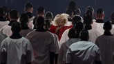 FOTO: Senyum Lebar di MTV Europe Music Awards 2018 Senyum lebar terlihat di tiap sudut gelaran MTV Europe Music Awards 2018, mulai dari bibir Camila Cabello sampai Janet Jackson dengan penghargaan khususnya.