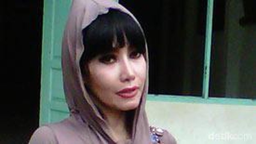 Perceraian dan dugaan kasus KDRT Ismed Sofyan terhadap sang istri, Cut Rita belakangan bikin geger lagi.