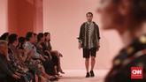 FOTO: 'Juxtaposition', Kombinasi Tak Biasa ala Biyan Lini busana ready to wear Studio 133 Biyan merilis koleksi Spring/Summer 2019 bertajuk 'Juxtaposition'.