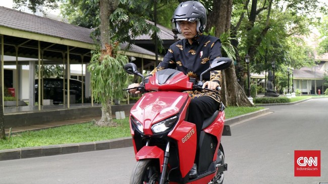Motor listrik Gesits buatan Indonesia diekspor ke Senegal. Seremonial ekspor ini dilakukan akhir pekan lalu di Kawasan Industri WIKA, Cileungsi, Bogor.