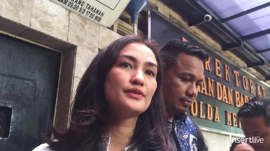 Atiqah Hasiholan mengaku tak kaget saat mengetahui eksepsi yang diajukan sang bunda, Ratna Sarumpaet, ditolak majelis hakim.