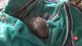 VIDEO: Granat Aktif 1945 Ditemukan di Sungai Mojokerto