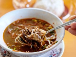 Resep Soto Tauto Khas Pekalongan dengan Kuah Merah yang Menggugah Selera
