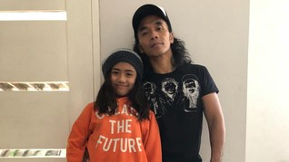 Kaka 'Slank' dan Akte Lahir Anak dalam Bentuk Tato