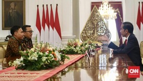 Jokowi Bangga Eko Yuli Pecahkan Rekor Dunia Angkat Besi