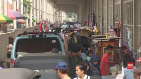 VIDEO: Ruwet Lantas di Bawah Proyek Skybridge Tanah Abang
