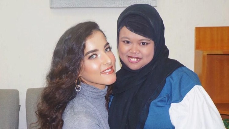 Inspirasi untuk Anak dari Beauty Vlogger Rahma Kekeyi Bun, ada inspirasi yang bisa didapat anak dari beauty vlogger Rahma Kekeyi. Meski dibully, Kekeyi tetap semangat menggapai mimpi.
