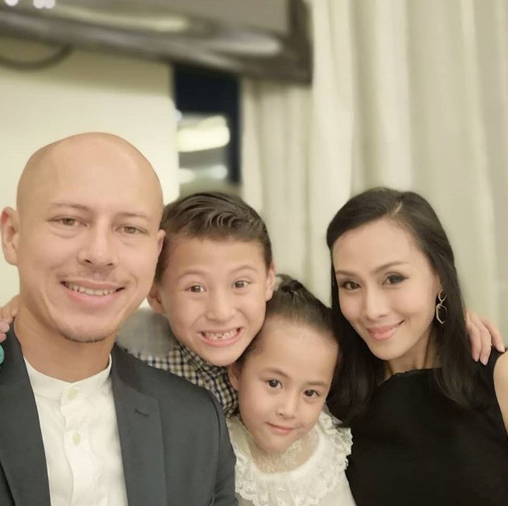 <p>Bagi Bunda yang lahir di tahun 90-an, pasti tahu deh sinetron 'Gerhana' yang hits di akhir 90-an dan awal tahun 2000-an. Kini, pemeran utamanya, Pierre Roland tinggal di Macau bersama keluarga tercinta. (Foto: Instagram/ @pierrerolandc)</p>