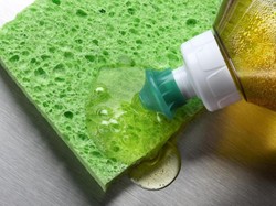 Ampuh! 5 Benda Ini Bisa Dibersihkan Pakai Sabun Cuci Piring
