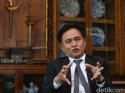 Yusril: Perppu Ciptaker Bukan Pilihan Terbaik tapi Paling Mungkin