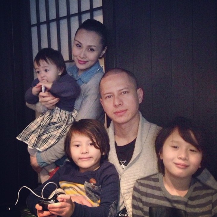 <p>Menikah dengan Bonita Adela di tahun 2006, saat ini Pierre punya dua anak laki-laki dan satu anak perempuan. (Foto: Instagram/ @pierrerolandc)</p>