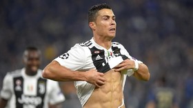 Ronaldo Sempat Ditawarkan ke Napoli Sebelum Gabung Juventus