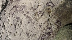 Cara Menggambar Lukisan Figuratif Tua di Gua Saat Zaman Es