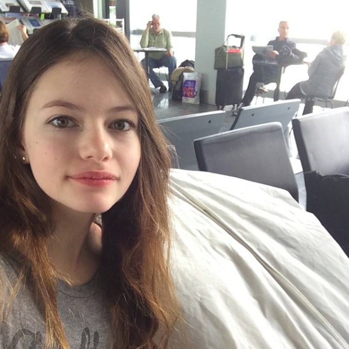 <p>Wajahnya tampak tak asing, Bun? Ya, sebelumnya Mackenzie Foy sudah bermain di beberapa film, salah satunya di sekuel 'Twilight' yang terkenal. (Foto: Instagram/mackenziefoy)</p>