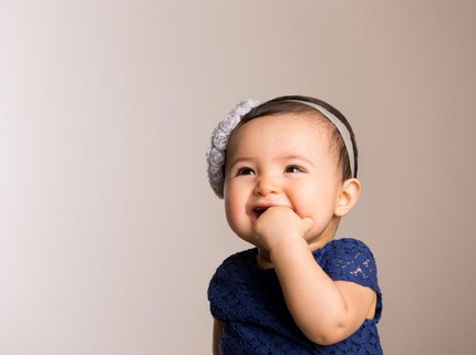 45 Nama Bayi Bermakna Teman atau Sahabat