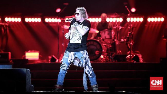 Sejumlah kode diutarakan anggota Guns N' Roses yang menunjukkan mereka sedang mengerjakan album baru dan akan rilis lebih cepat dari perkiraan.