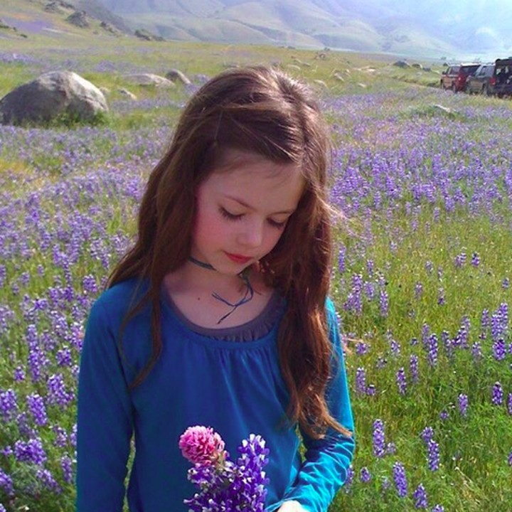 <p>Mackenzie memang sudah berbakat dari kecil, Bun. Bisa dilihat dari beberapa film yang ia mainkan sukses lho. (Foto: Instagram/mackenziefoy)</p>