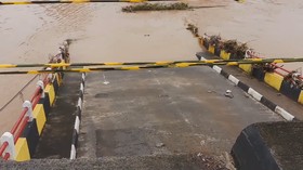 Akses Jalan Terbatas, Pemasangan Jembatan Bailey Tetunda