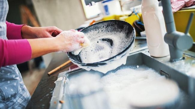 5 Bahan  untuk Hilangkan Minyak Membandel di Peralatan  Dapur 