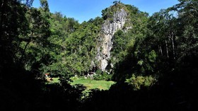 Longsor di Toraja Sebabkan Akses Jalan Putus