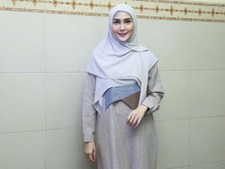 Bikin Acara untuk Muslimah, Fenita Arie: Bisa Tanya Hal Sensitif