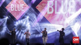 Konser 'Karaoke' Blue di The 90s Festival