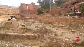 VIDEO: Banjir Bandang di Kota Kuno Petra Tewaskan 11 Orang