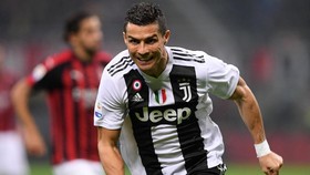 Juventus Kalahkan Milan 2-0, Berkat Gol Mandzukic dan Ronaldo