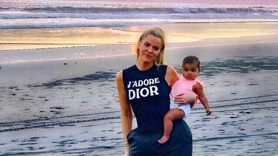 Khloe Kardashian Berikut daftar tujuh rumah artis yang ludes karena kebakaran hutan di California, Amerika Serikat.