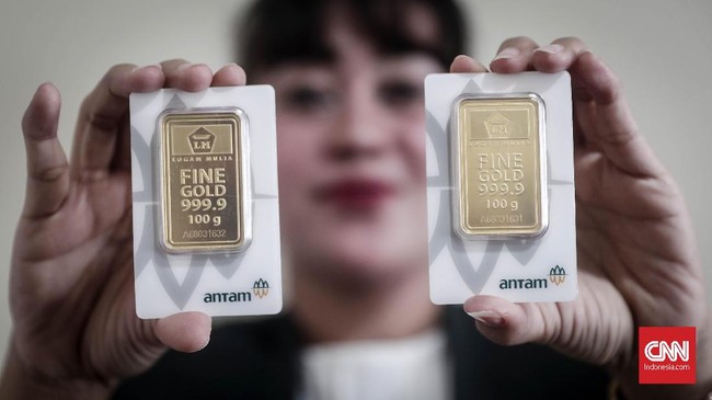 Harga emas Antam berbalik arah menguat tajam Rp20 ribu per gram dari Rp694 ribu menjadi Rp714 ribu per gram pada Rabu (3/7).