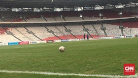 Lawan Timnas Indonesia, Pelatih Timor Leste Kritik Rumput GBK