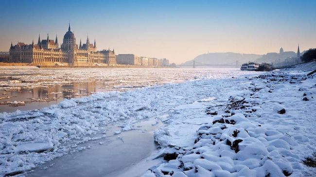 Radical Storage mengungkapkan deretan kota terkotor, berdasarkan membaca 70.000 ulasan Google dengan kata kunci "bersih" dan "kotor" terhadap 100 kota pilihan.