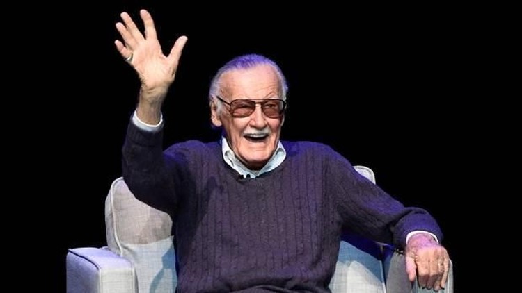 4 Fakta Pneumonia seperti Diidap Stan Lee, Bunda Perlu Tahu Sebelum meninggal, Stan Lee sempat mengidap pneumonia. Berikut empat fakta tentang penumonia yang perlu Bunda simak.