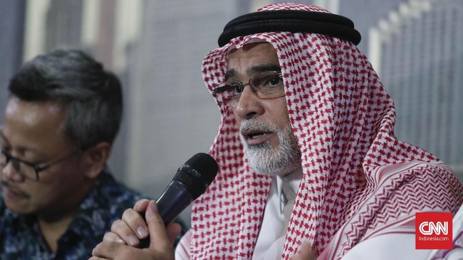 Duta Besar Arab Saudi untuk Indonesia membantah bahwa pemerintahnya mengeluarkan aturan yang membuat jemaah haji asal Palestina tak bisa masuk ke negaranya.