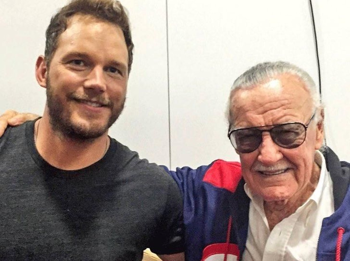 Kreator superhero Marvel&comma; Stan Lee&comma; meninggal pada Senin &lpar;12&sol;11&rpar;&period; Beribu ucapan duka datang untuknya&comma; termasuk dari para bintang Marvel ini&period;