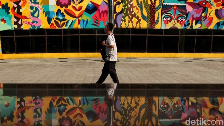 Lima rekomendasi tempat wisata di Jakarta Pusat yang mudah diakses dengan transportasi umum.