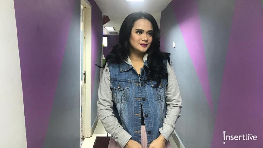 Bukan Harta Gono-gini, Ini yang Diperjuangkan Shezy Idris Shezy Idris tidak menuntut harta gono-gini dalam proses perceraiannya. Ia hanya meminta hak asuh atas dua putranya dari PA.