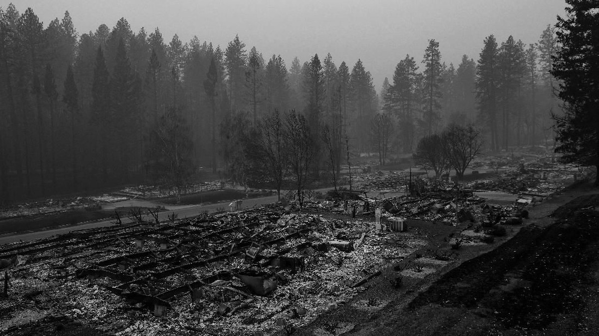 FOTO: Jejak Amukan Si Jago Merah di California