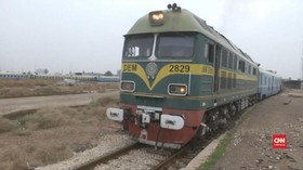 VIDEO: Bebas dari ISIS, Kereta Api di Irak Kembali Beroperasi