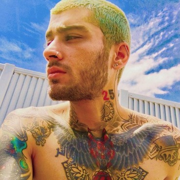 Lirik Lagu PILLOWTALK - Zayn Malik