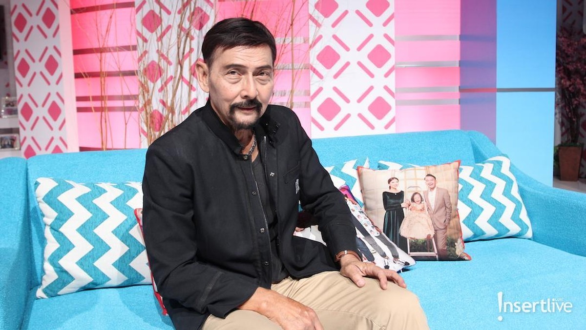 August Melasz saat ditemui di studio Trans TV&comma; Jakarta &lpar;5&sol;11&rpar;&period; Aktor senior ini berbagi pengalaman dirinya saat mati suri di usia muda&period;